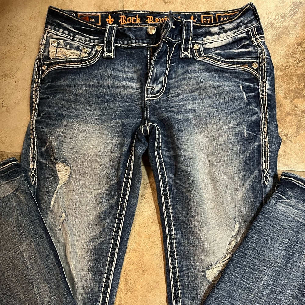 Rock Revival. Ankle. Cropped leg.